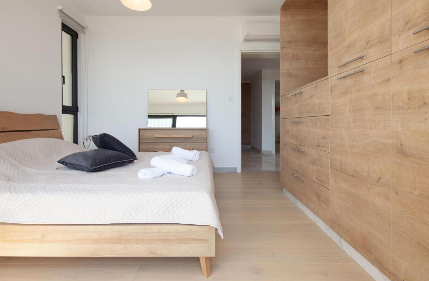 Avalon 1 Villa 22 Paphos ภายนอก รูปภาพ