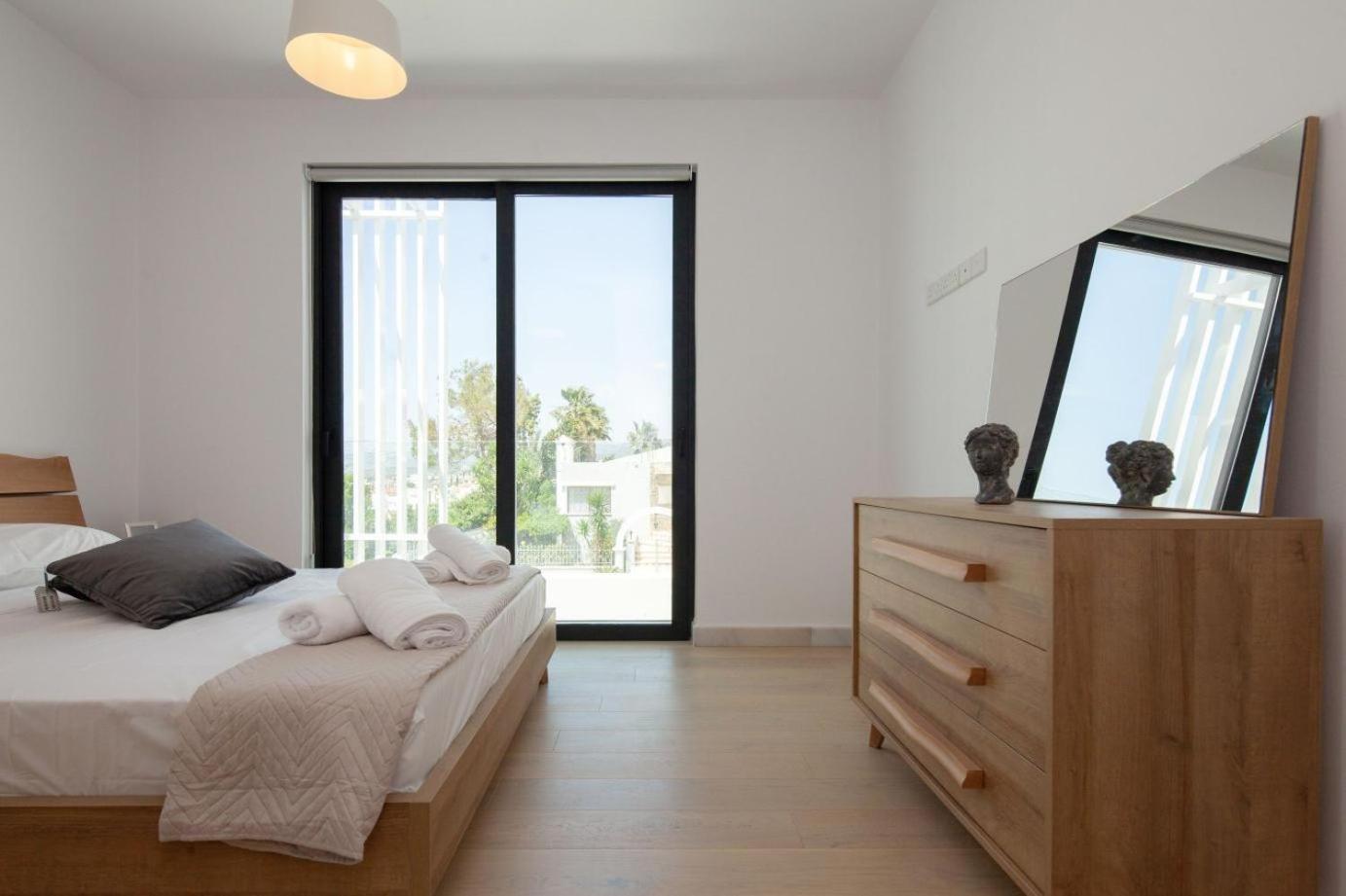 Avalon 1 Villa 22 Paphos ภายนอก รูปภาพ